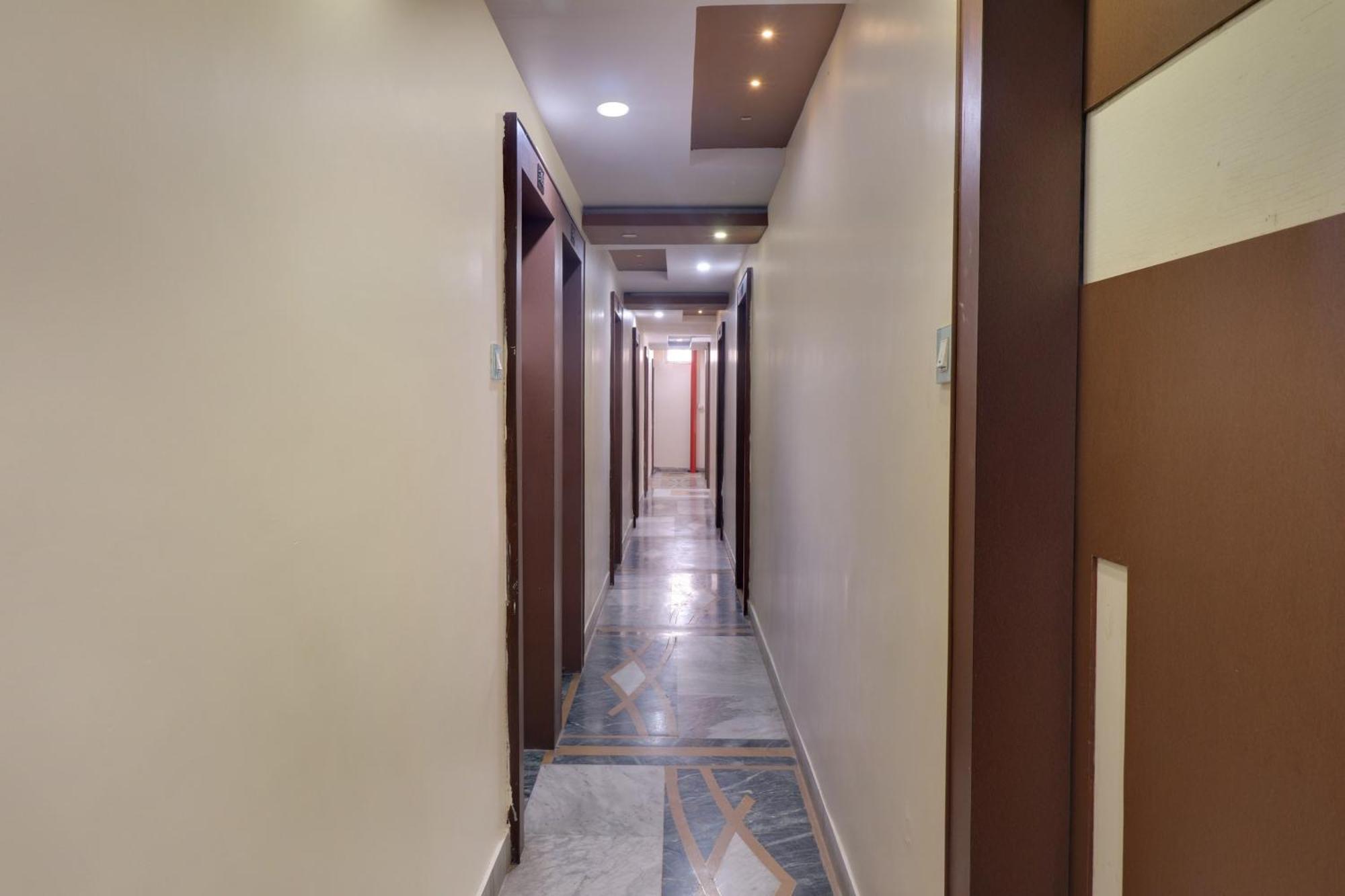 Hotel O Swag ジャバルプル エクステリア 写真